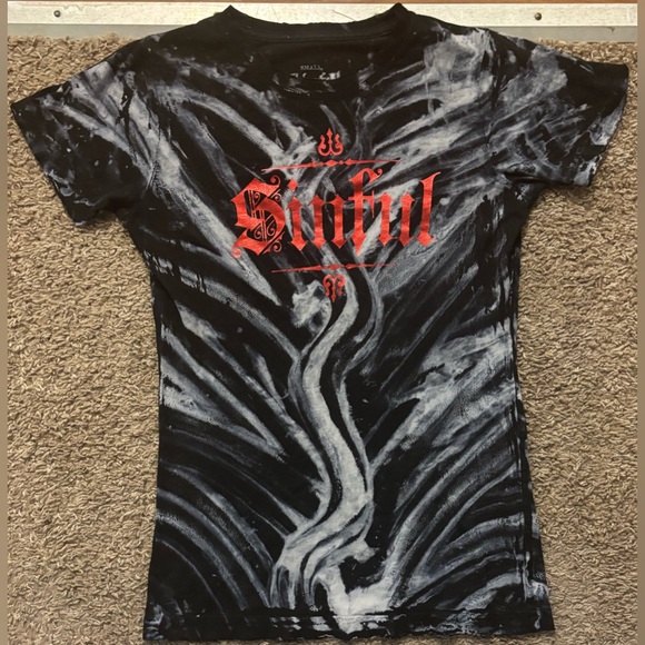 Sinful Branch of Affliction Woman’s Sm Black/Gray Tie-Dye Red Rhinestone Wings - Picture 1 of 10